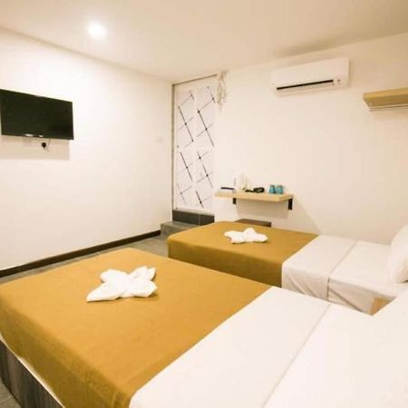 Oyo 90361 Motel Inapan Mahsuri Jitra Luaran gambar