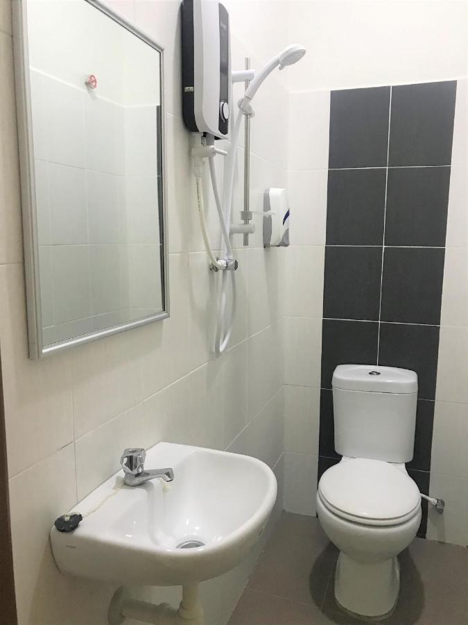 Oyo 90361 Motel Inapan Mahsuri Jitra Luaran gambar